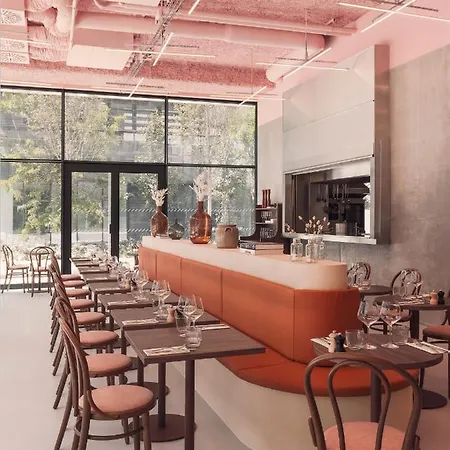 Okko Paris La Defense 4*